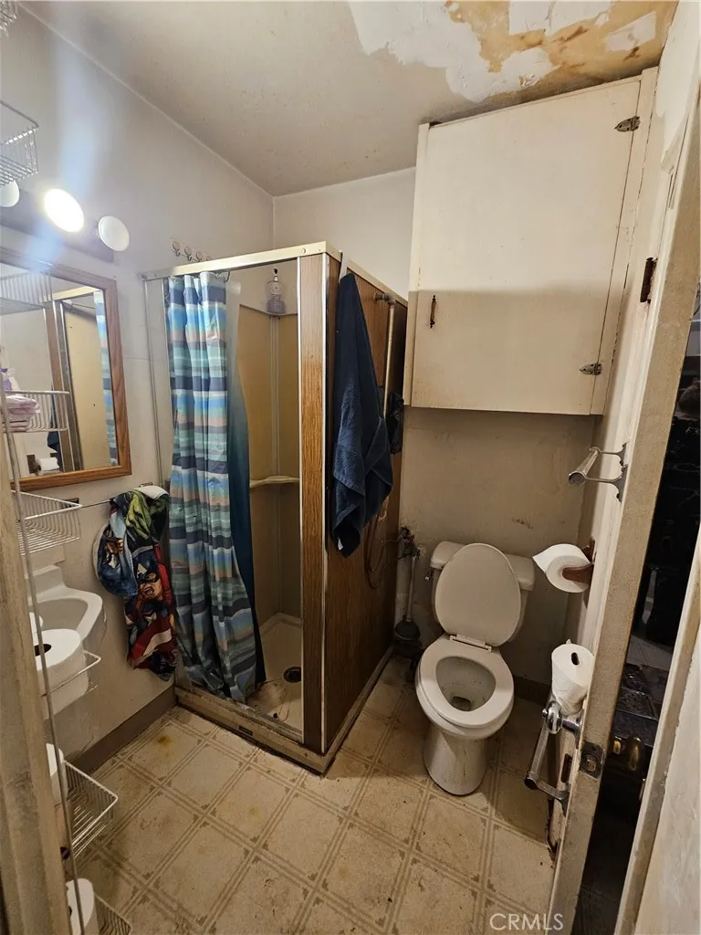 Additional image 18 of 123 Douglas Street, Bakersfield, CA 93308