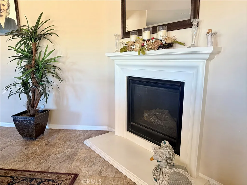 Additional image 9 of 19422 Royal Oaks Rd, Apple Valley, CA 92308