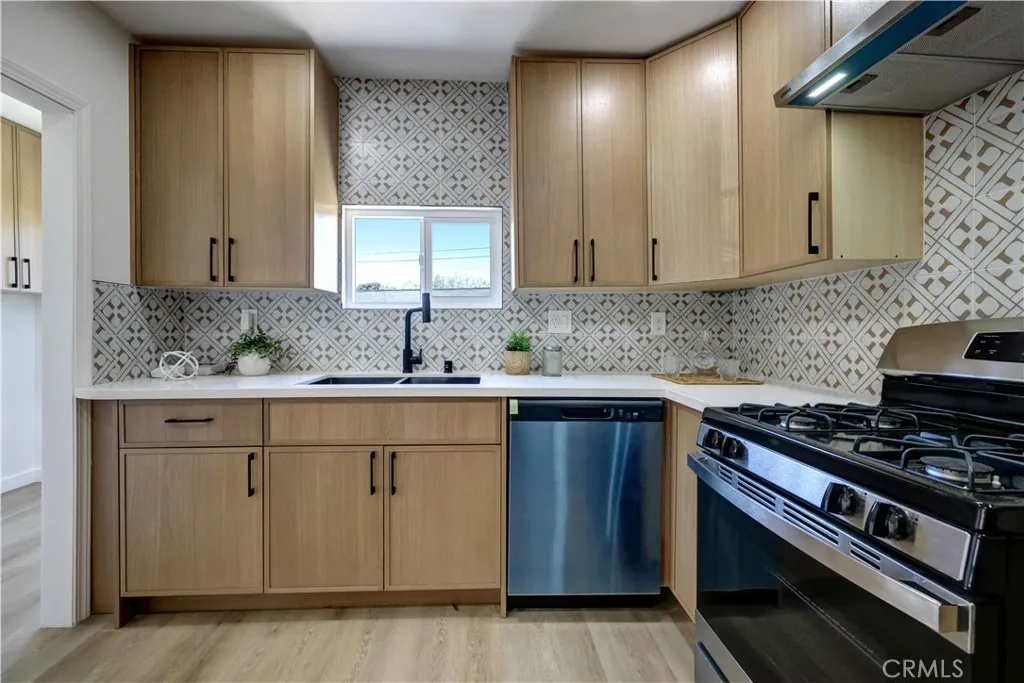 Additional image 77 of 3515 S Norton Avenue, Los Angeles, CA 90018