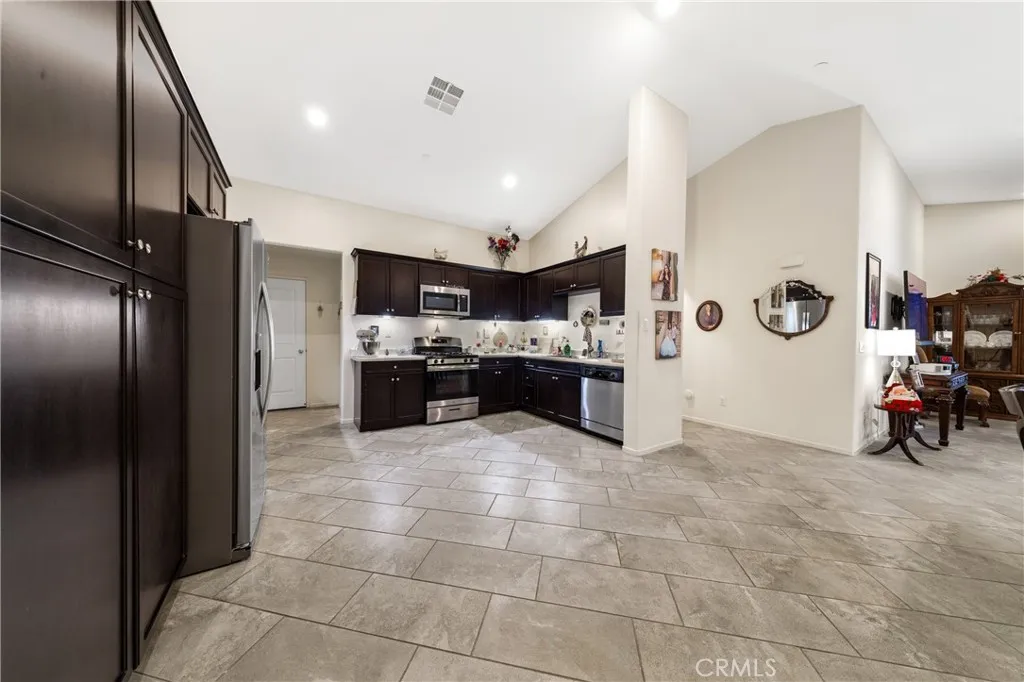 Additional image 7 of 826 Avenida Del Rio, San Jacinto, CA 92582