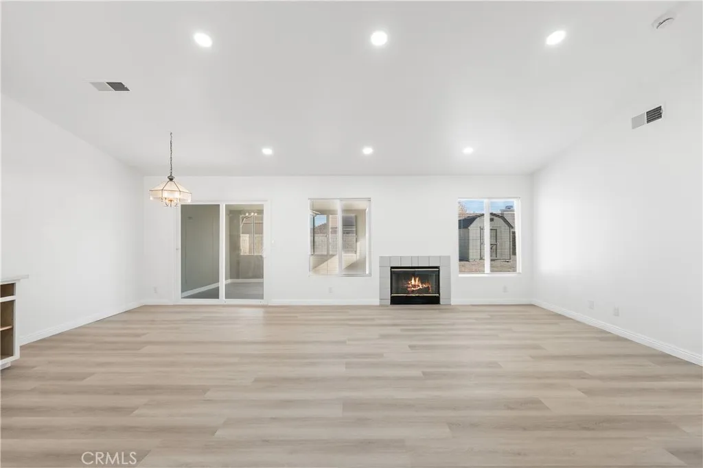 Additional image 5 of 44238 Encanto Way, Lancaster, CA 93536