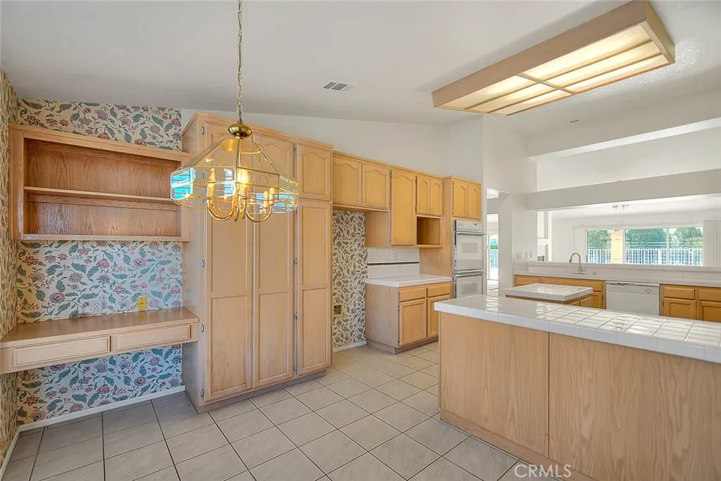 Additional image 78 of 19149 Catalina Rd, Apple Valley, CA 92308