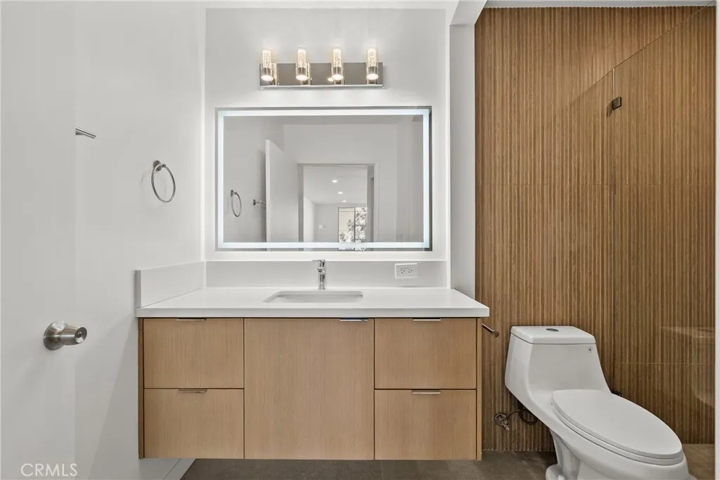 Additional image 49 of 2385 Roscomare Rd Unit F16, Bel Air, CA 90077