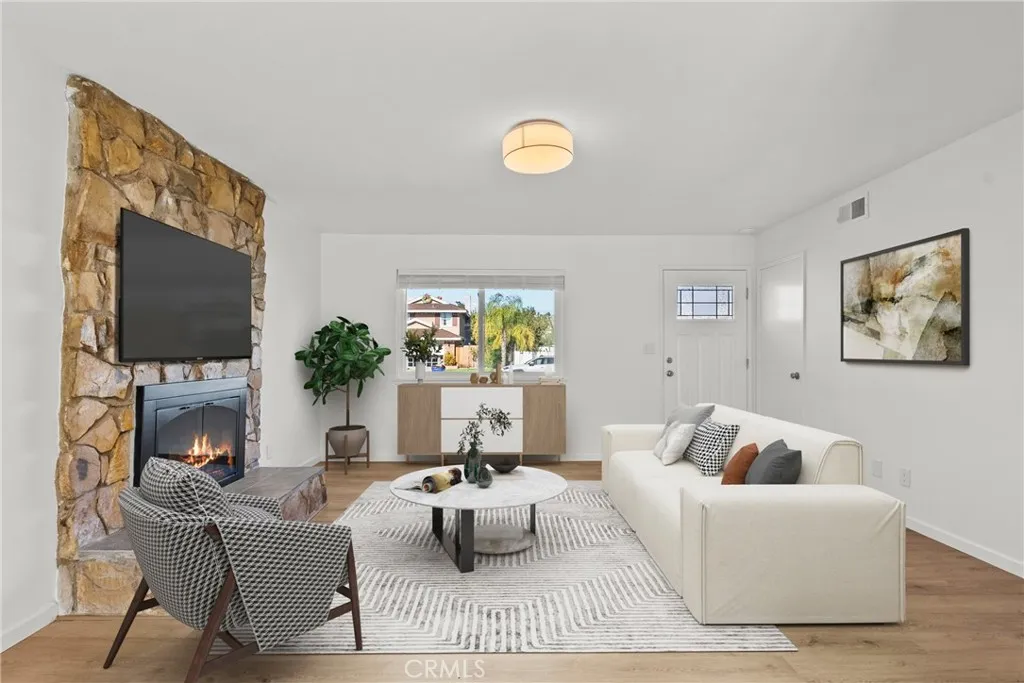 Additional image 13 of 19642 Lonerock St, Canyon Country, CA 91351