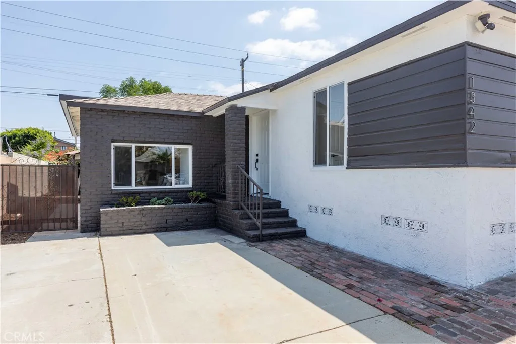 Additional image 47 of 1342 W Magnolia Street, Compton, CA 90220