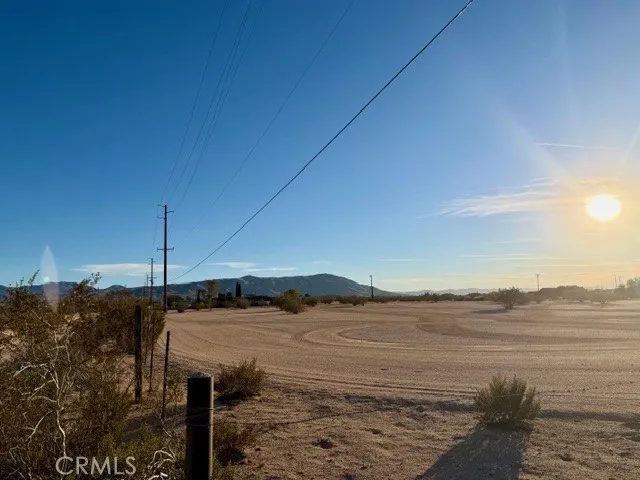 Additional image 4 of 23585 Bear Valley Rd, Apple Valley, CA 92308