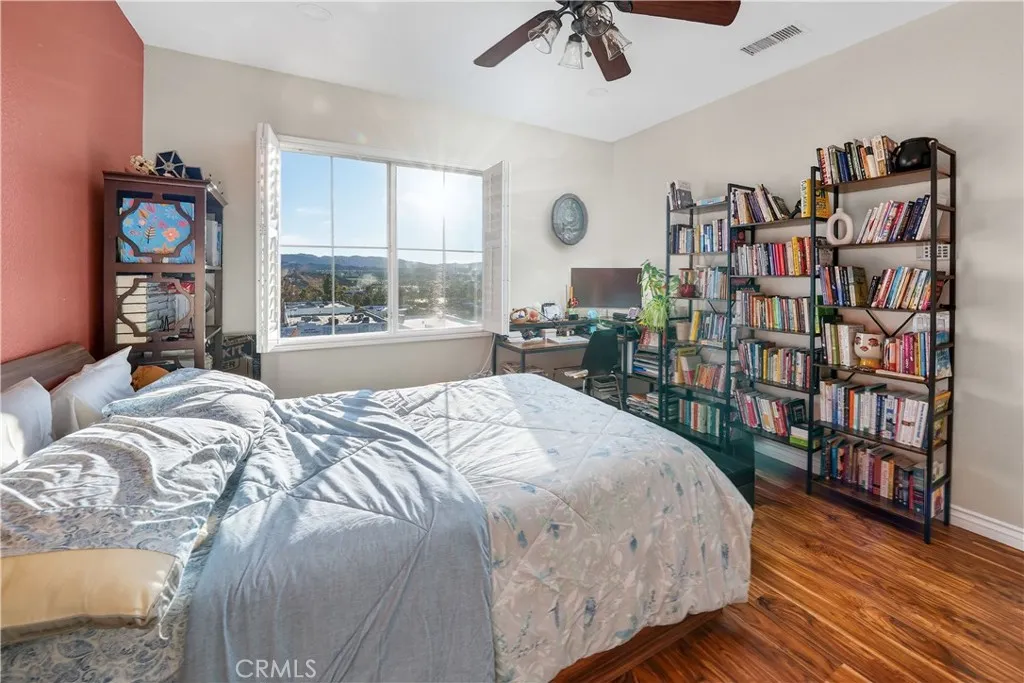 Additional image 51 of 24332 Lorenzo Ln, Valencia, CA 91355