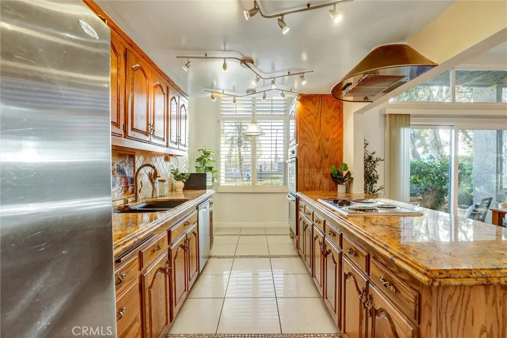 Additional image 56 of 1032 Palo Verde Ave, Long Beach, CA 90815