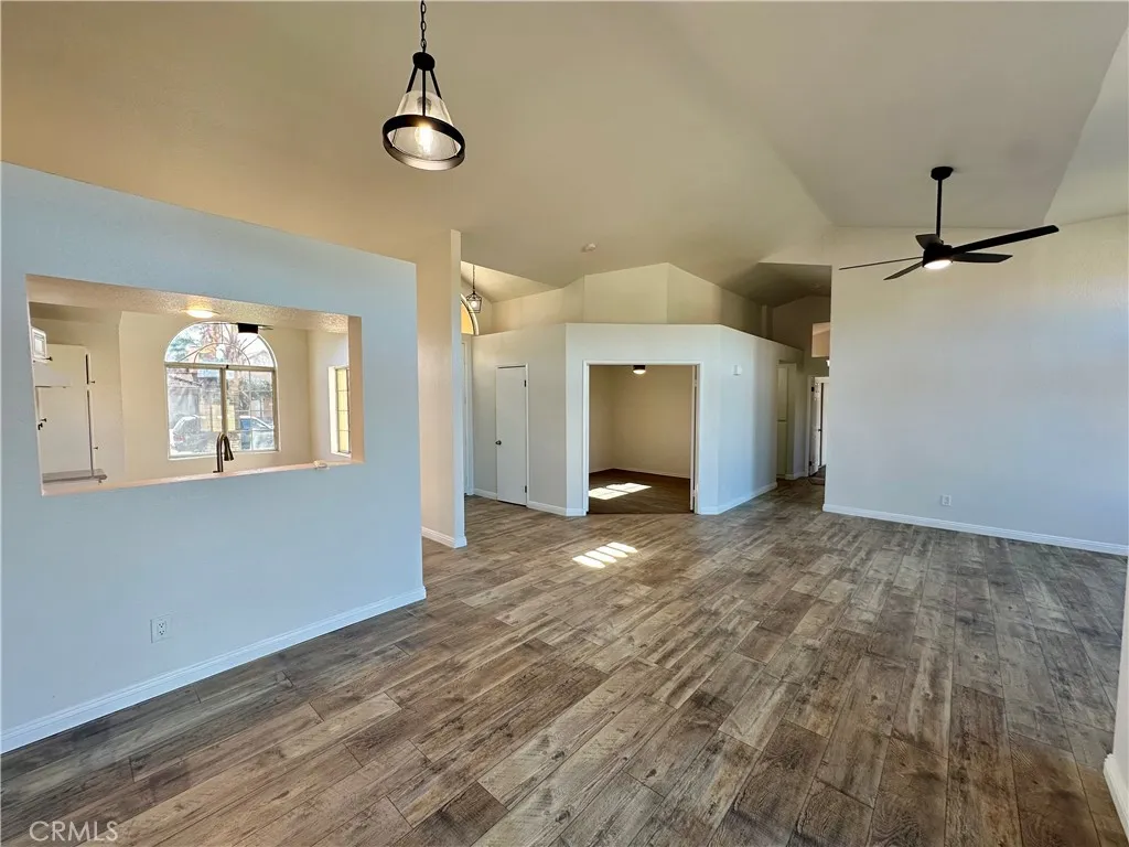 Additional image 11 of 716 Periwinkle Ln, Perris, CA 92571