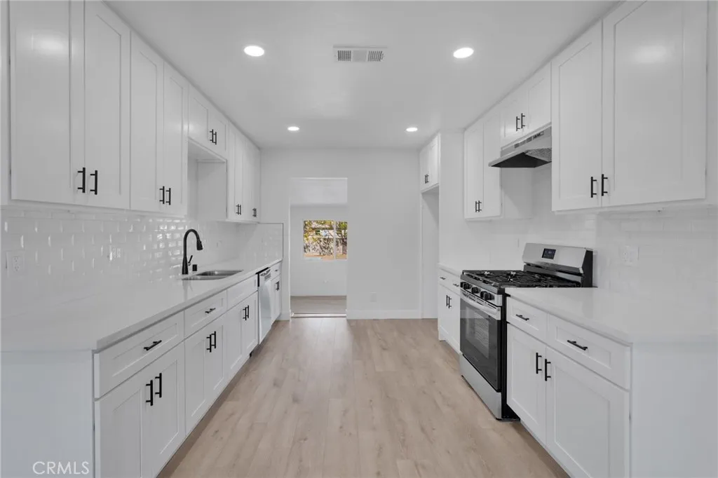 Additional image 45 of 16774 Joshua St, Victorville, CA 92395