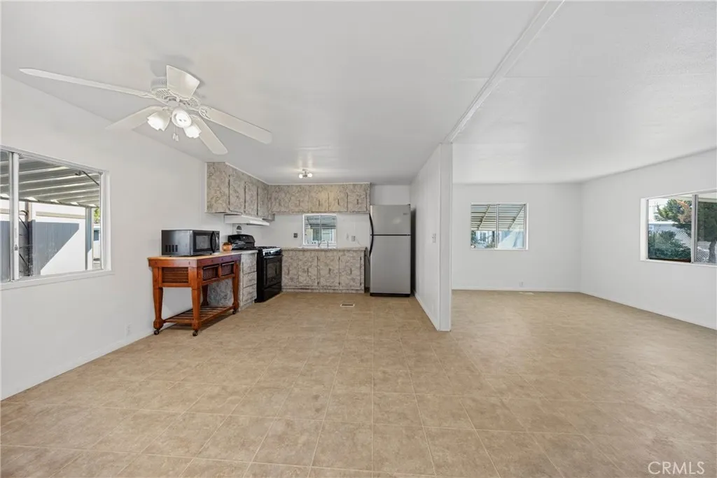 Additional image 67 of 26245 Baseline St Unit 22, Highland, CA 92346