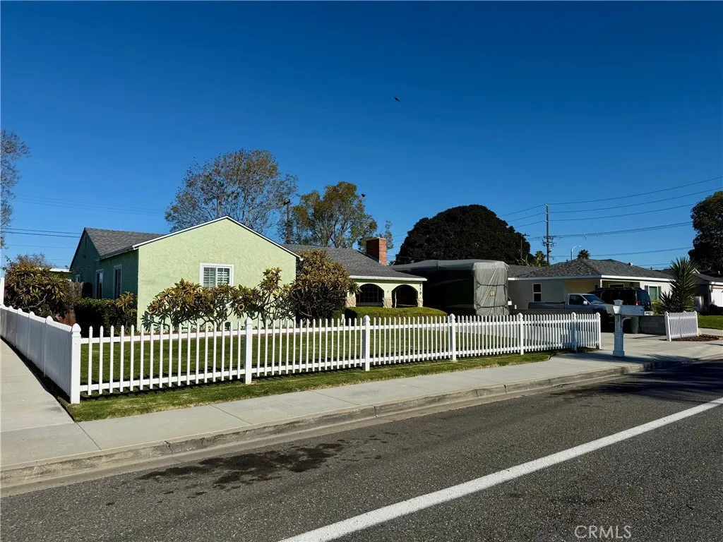 Property image for 810 Congress St, Costa Mesa, CA 92627