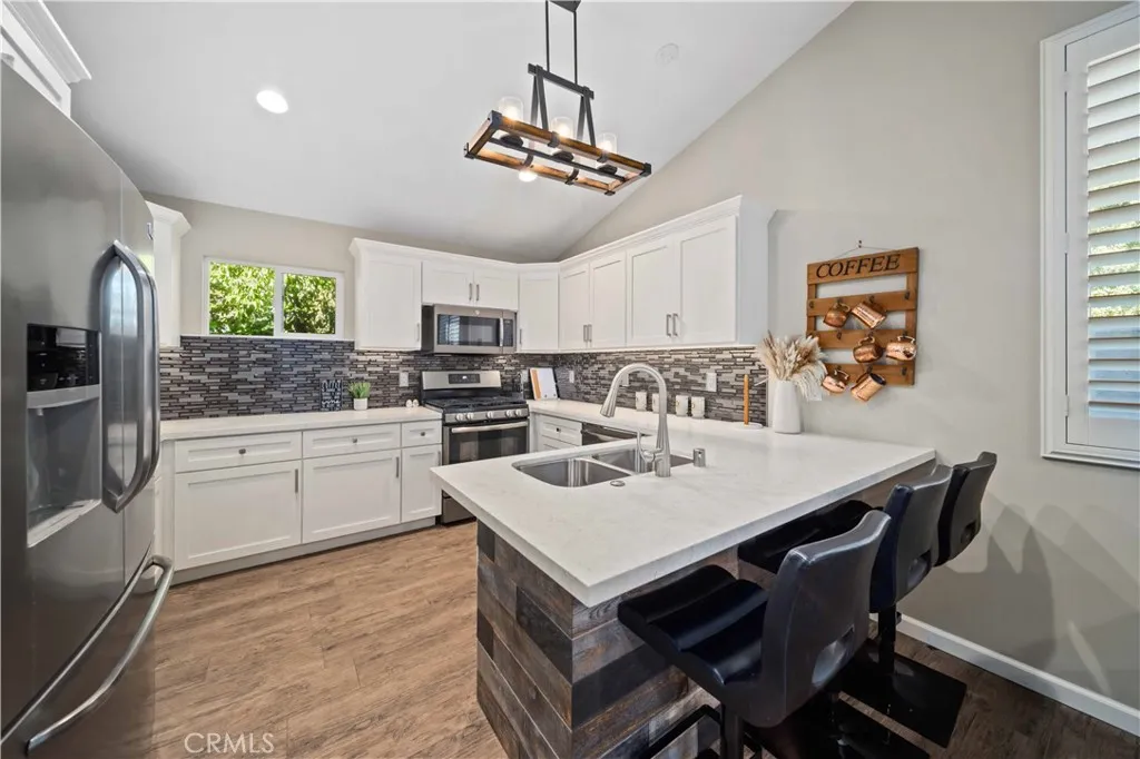 Additional image 129 of 24344 Valley St, Newhall, CA 91321