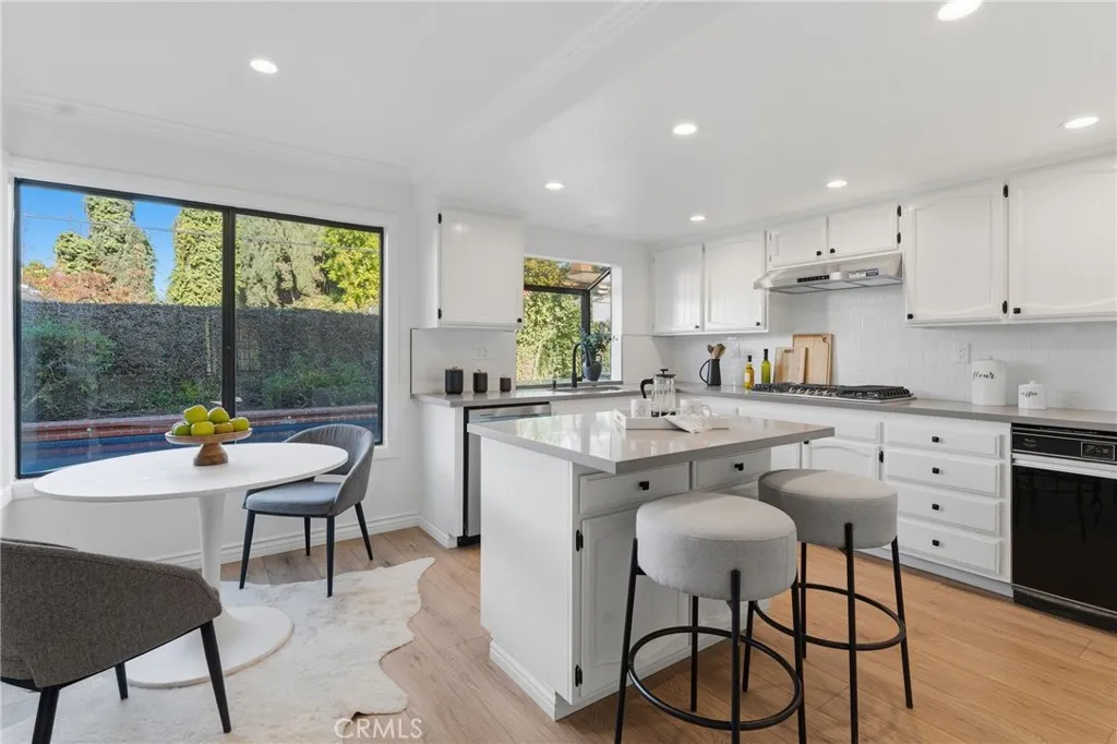 Additional image 16 of 13033 Magnolia, Sherman Oaks, CA 91423