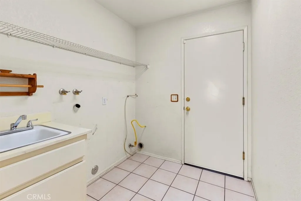 Additional image 59 of 2708 W Buena Vista Dr, Rialto, CA 92377