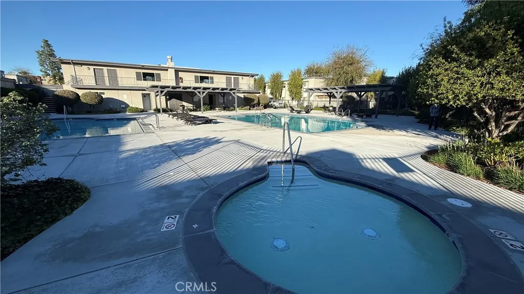 Additional image 15 of 22049 Oxnard, Woodland Hills, CA 91367