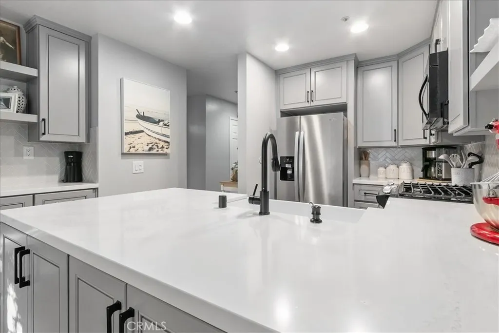 Additional image 12 of 902 Chandler W, Highland, CA 92346