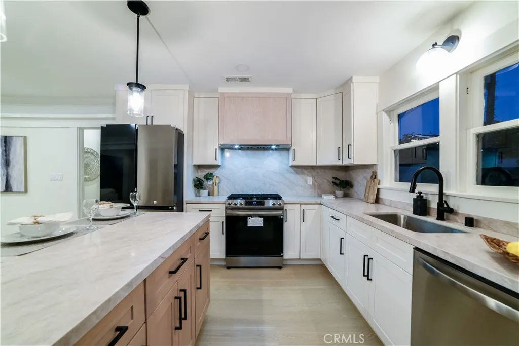 Additional image 20 of 748 N Kenmore Ave, Los Angeles, CA 90029