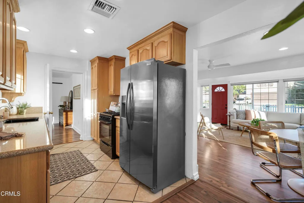 Additional image 51 of 10851 Scoville Avenue, Los Angeles, CA 91040