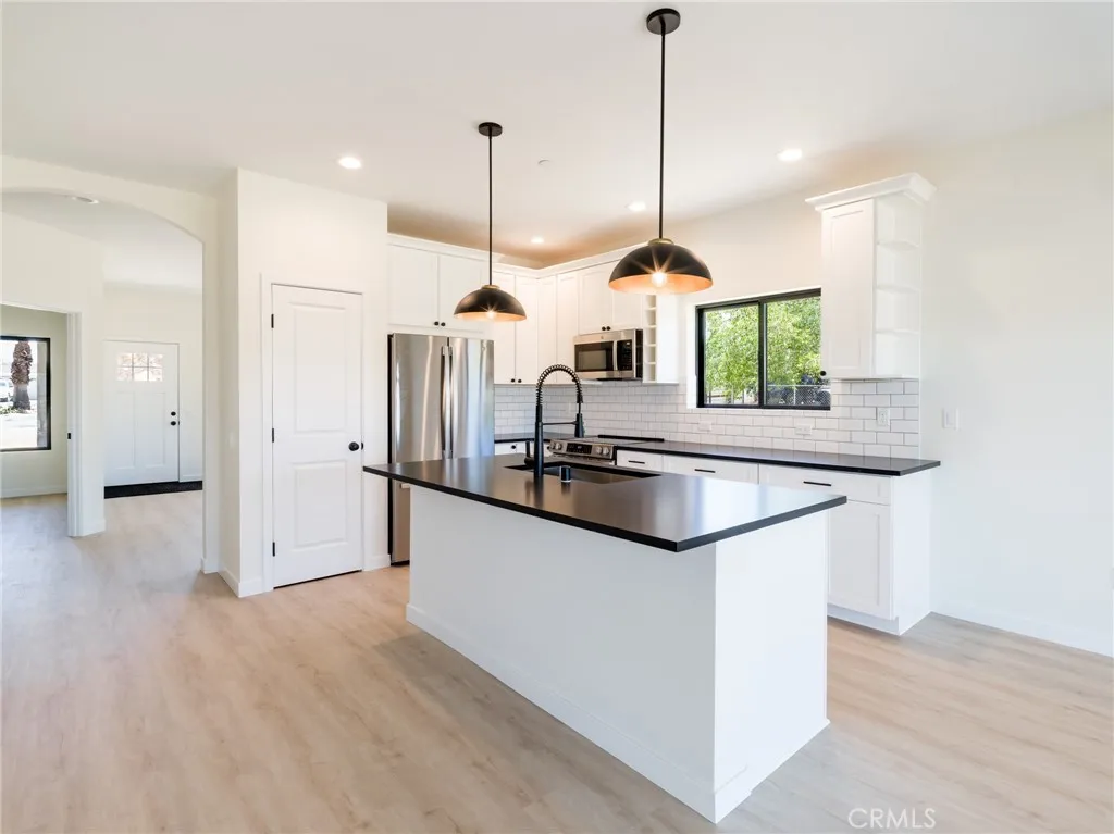 Additional image 28 of 7220 Hanford Avenue, Yucca Valley, CA 92284