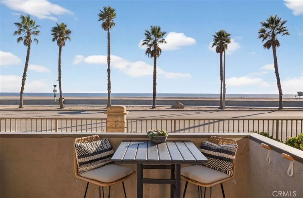 Additional image 32 of 218 E Surfside Dr, Port Hueneme, CA 93041