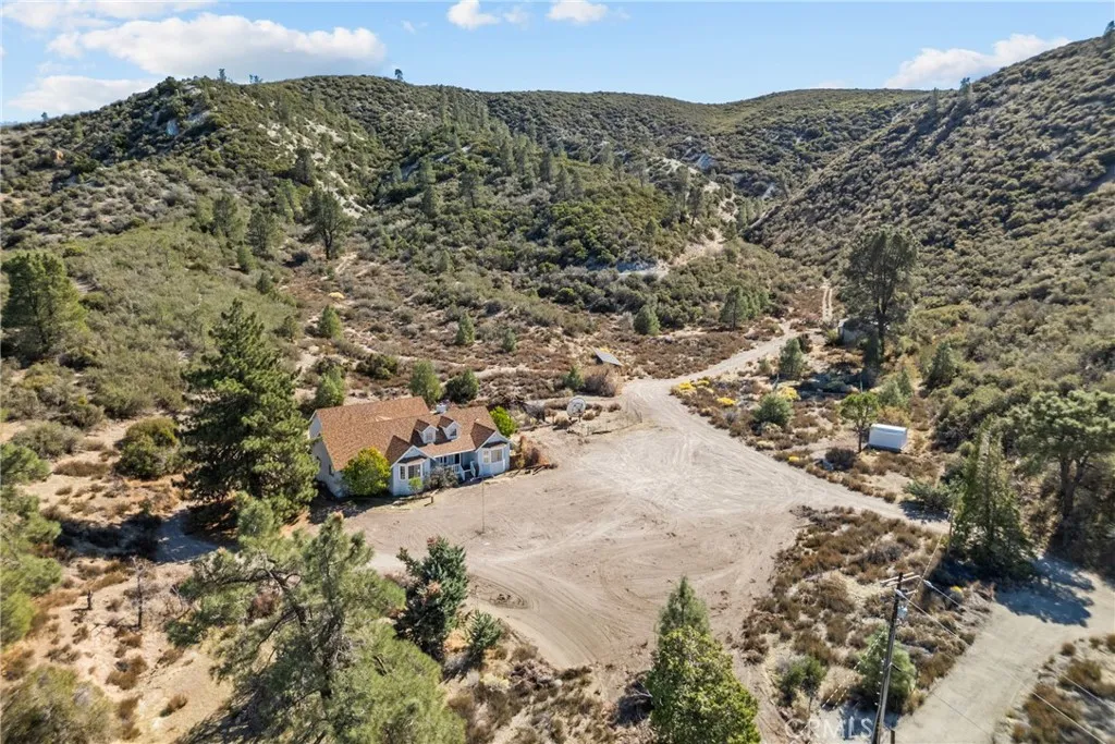 Additional image 15 of 47536 3 Points Road, Lake Hughes, CA 93532