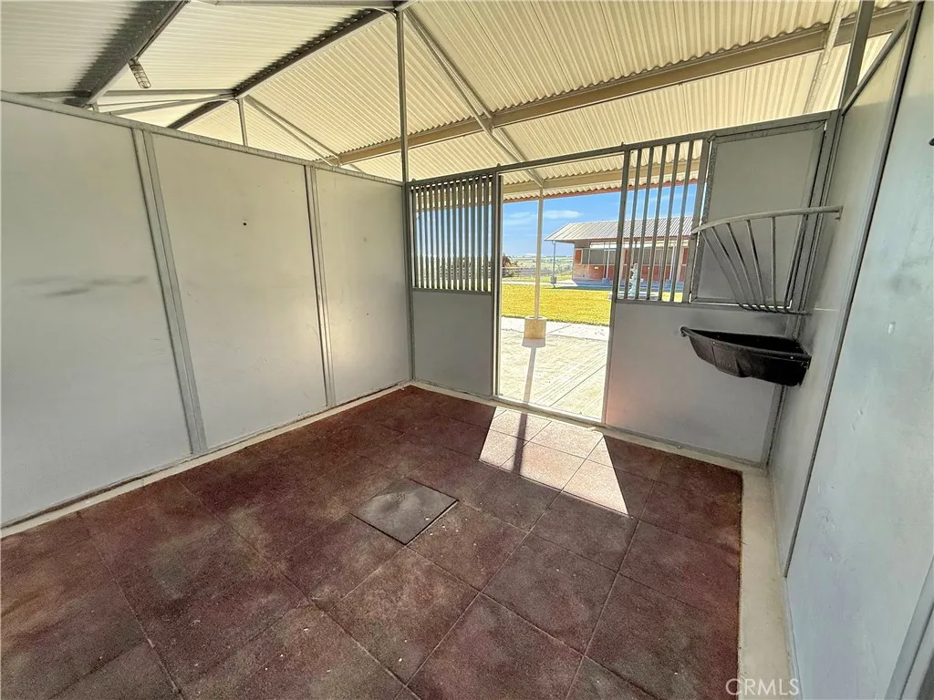 Additional image 138 of 1990 E 46, Shandon, CA 93461