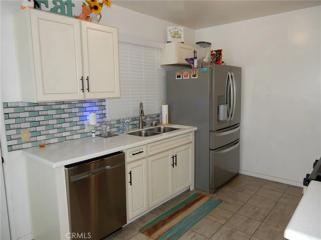 Additional image 7 of 3361 W Thornton Ave, Anaheim, CA 92804