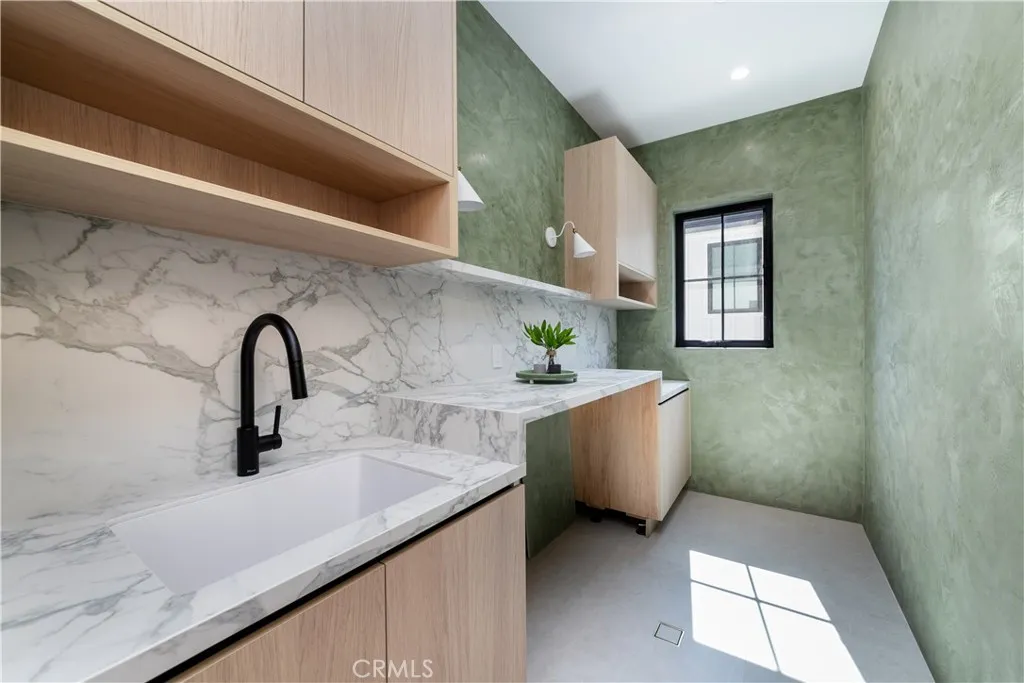 Additional image 80 of 16749 Addison St, Encino, CA 91436