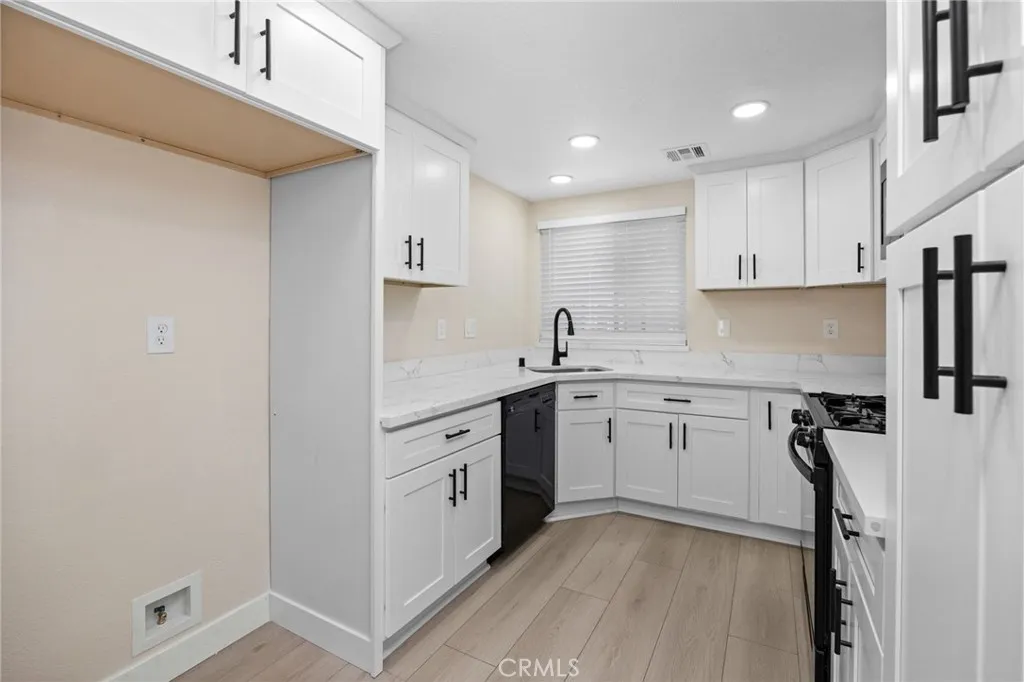 Additional image 10 of 8347 Grenoble Street Unit 9, Sunland, CA 91040