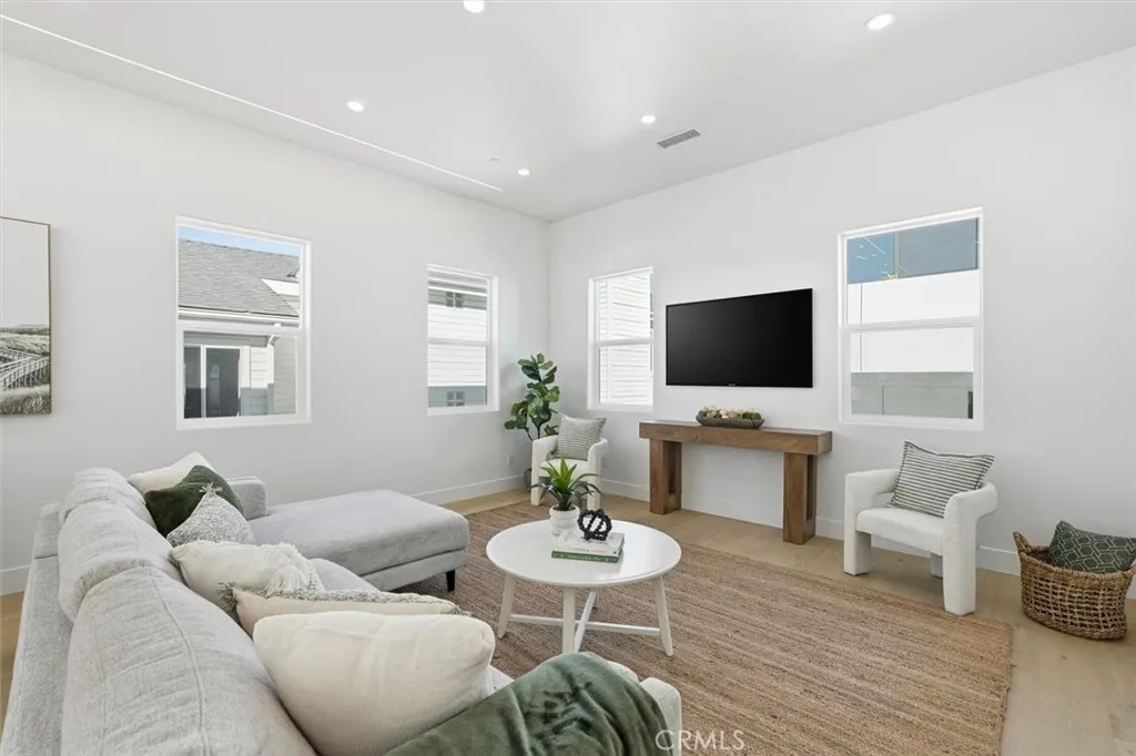 Additional image 51 of 617 N Irena Avenue Unit B, Redondo Beach, CA 90277