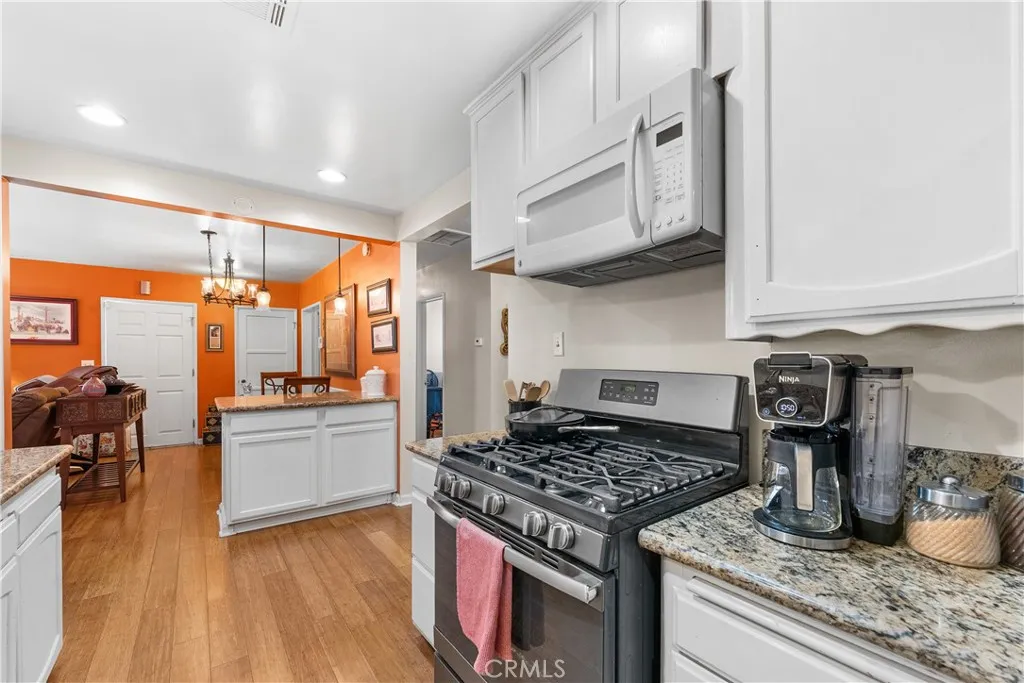 Additional image 60 of 1335 W Ivyton St, Lancaster, CA 93534