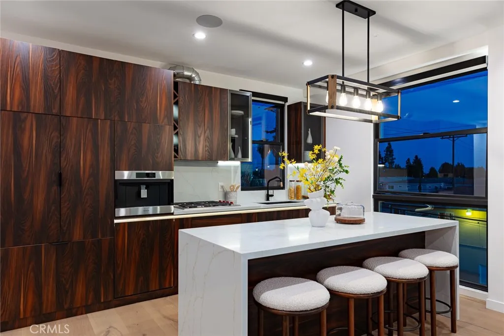 Additional image 59 of 3975 Frances Avenue, West Los Angeles, CA 90066