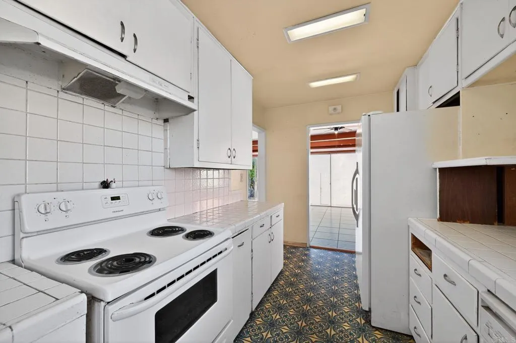 Additional image 65 of 2568 Roseview Place, San Diego, CA 92105