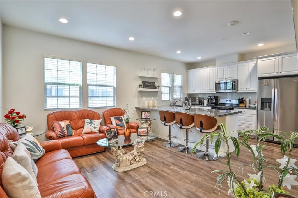 Additional image 10 of 877 Orchid Way, Azusa, CA 91702