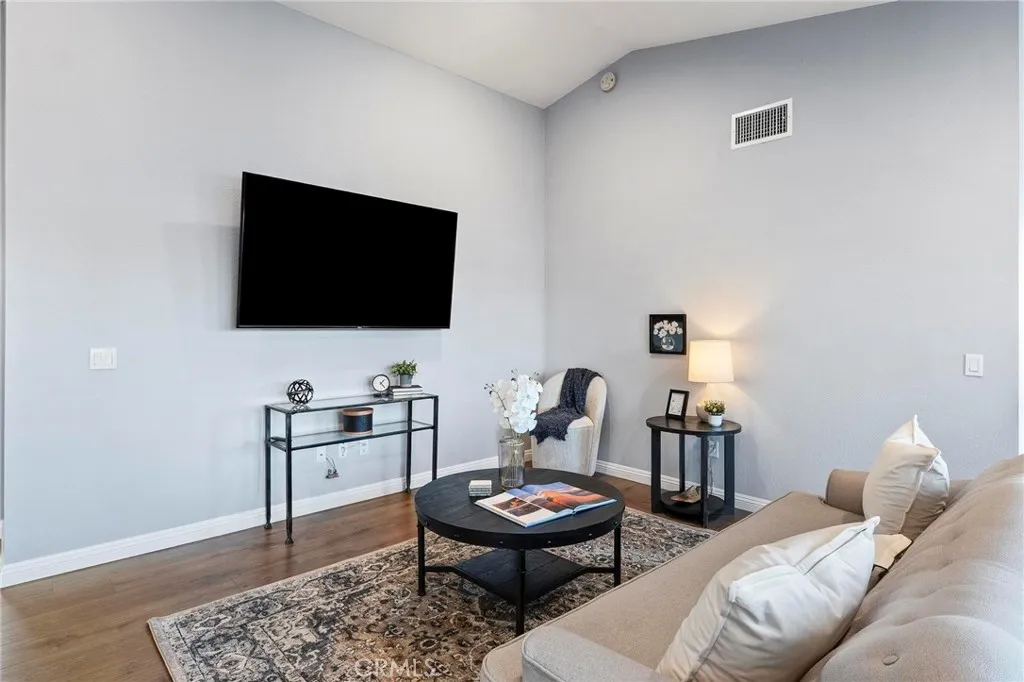 Additional image 11 of 13455 Ivanpah Road, Apple Valley, CA 92308