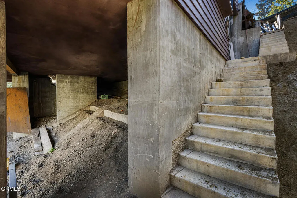 Additional image 25 of 596 Quail Drive, Los Angeles, CA 90065