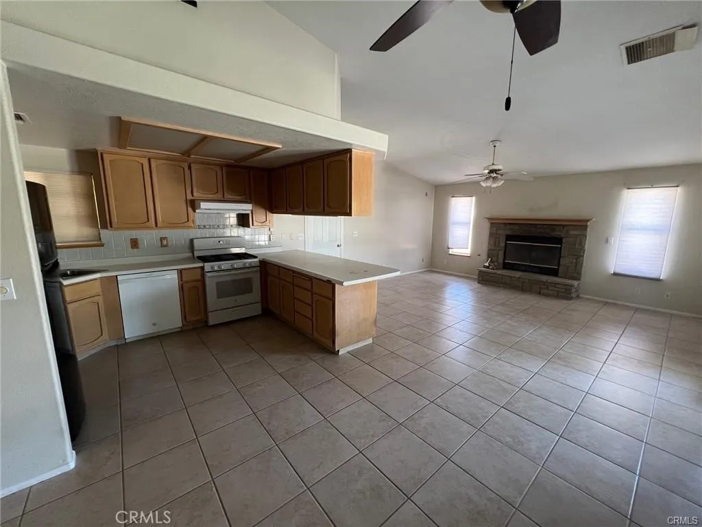 Additional image 4 of 432 Vista St, Ridgecrest, CA 93555