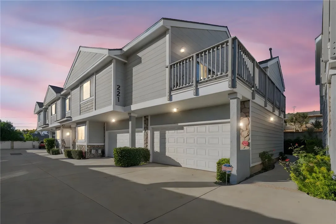 Additional image 45 of 221 Violet Ave, Monrovia, CA 91016