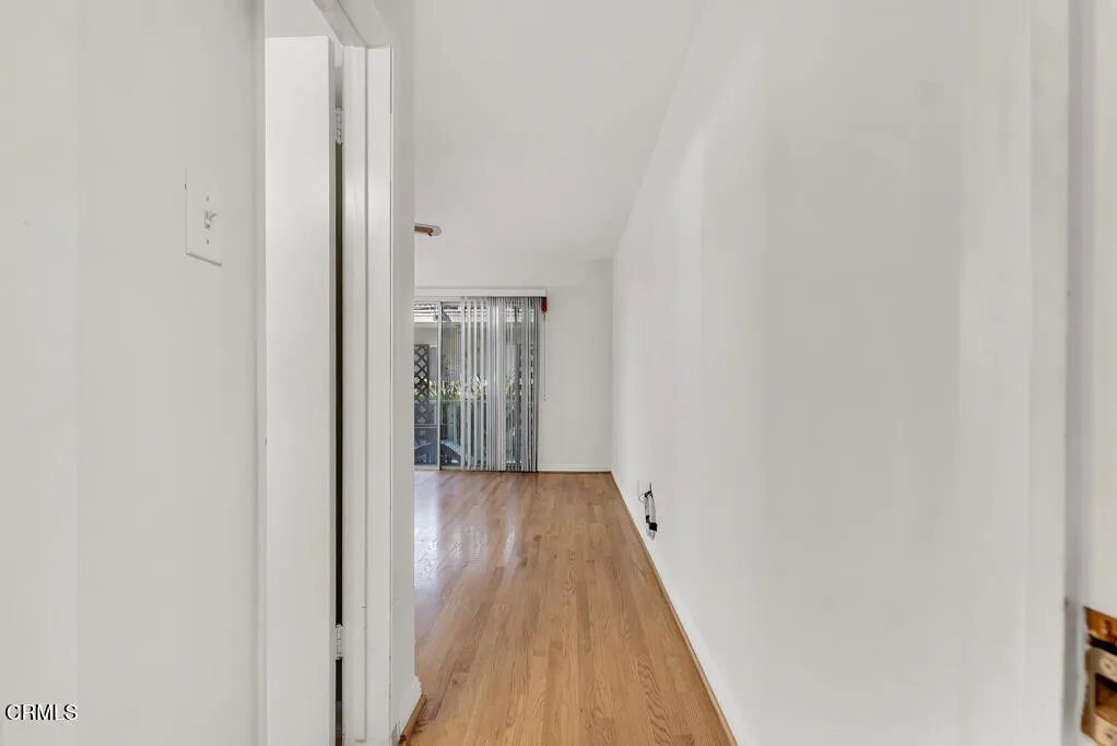 Additional image 57 of 1542 Riverside Drive Unit C, Glendale, CA 91201