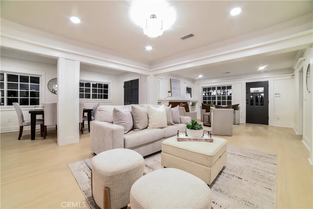 Additional image 9 of 748 N Kenmore Ave, Los Angeles, CA 90029