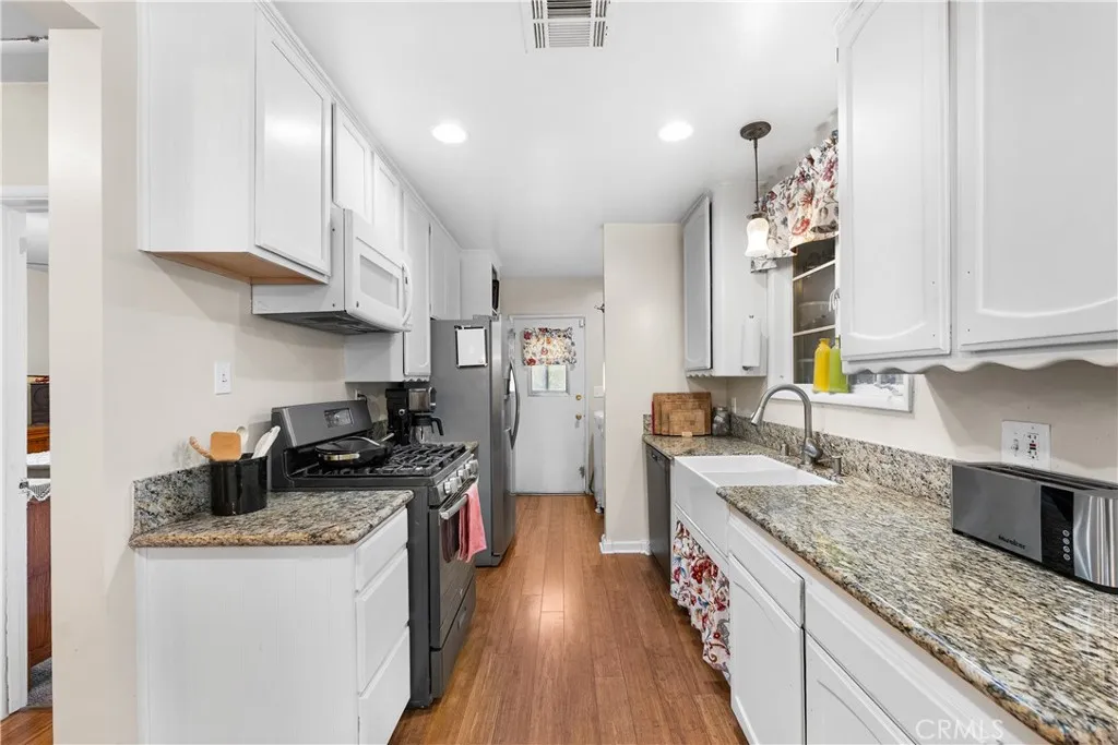 Additional image 56 of 1335 W Ivyton St, Lancaster, CA 93534
