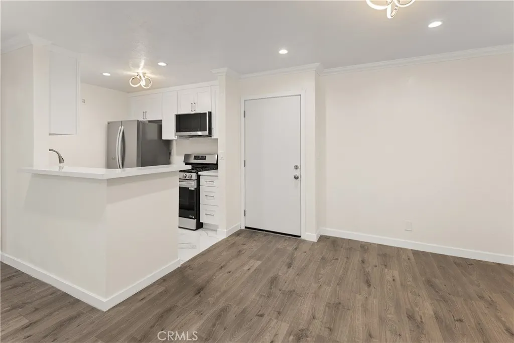 Additional image 17 of 18620 Hatteras Unit 173, Tarzana, CA 91356