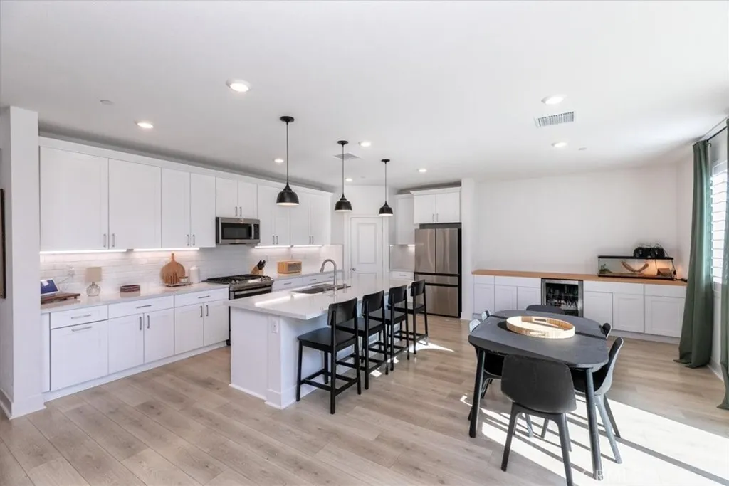 Additional image 9 of 33015 Chiffron Ln, Winchester, CA 92596