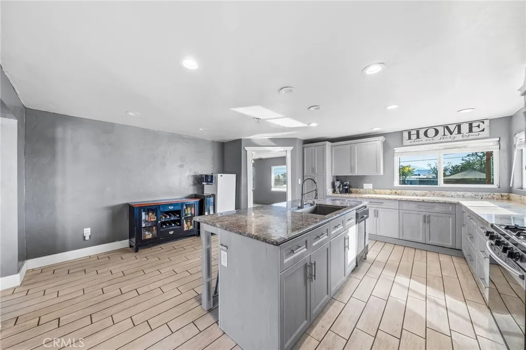 Additional image 42 of 530 Park Ave, Perris, CA 92570