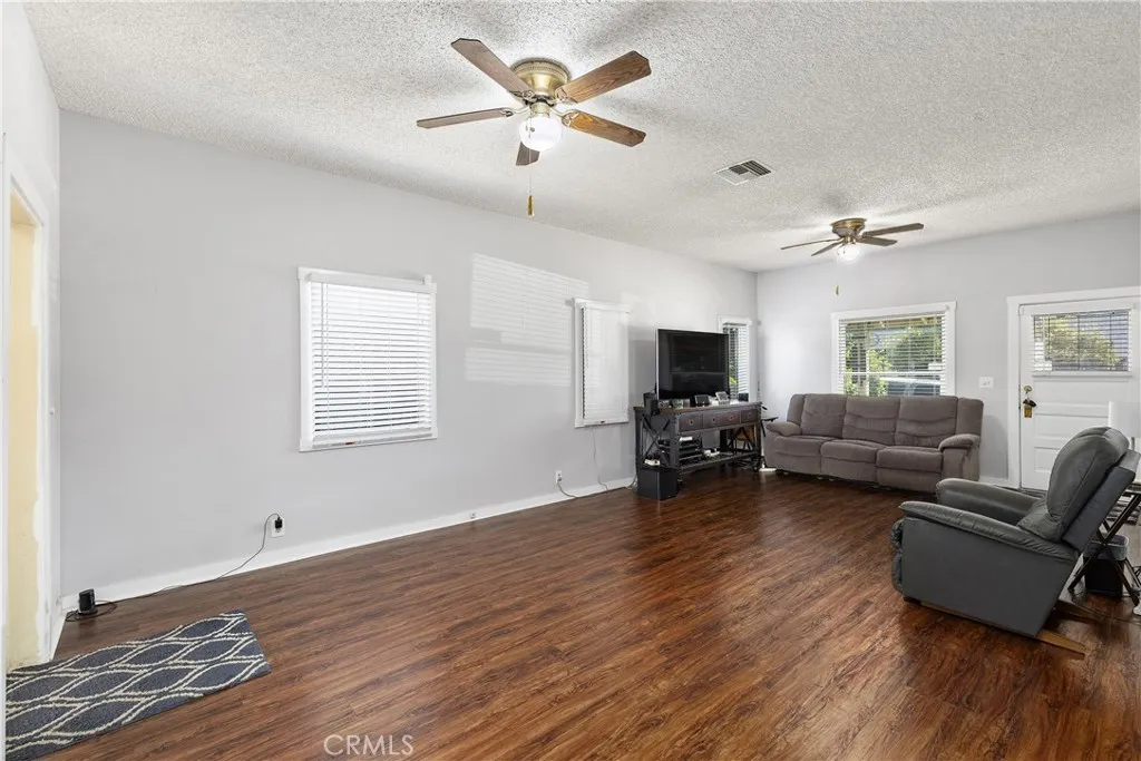 Additional image 10 of 421 W Colorado Boulevard, Monrovia, CA 91016