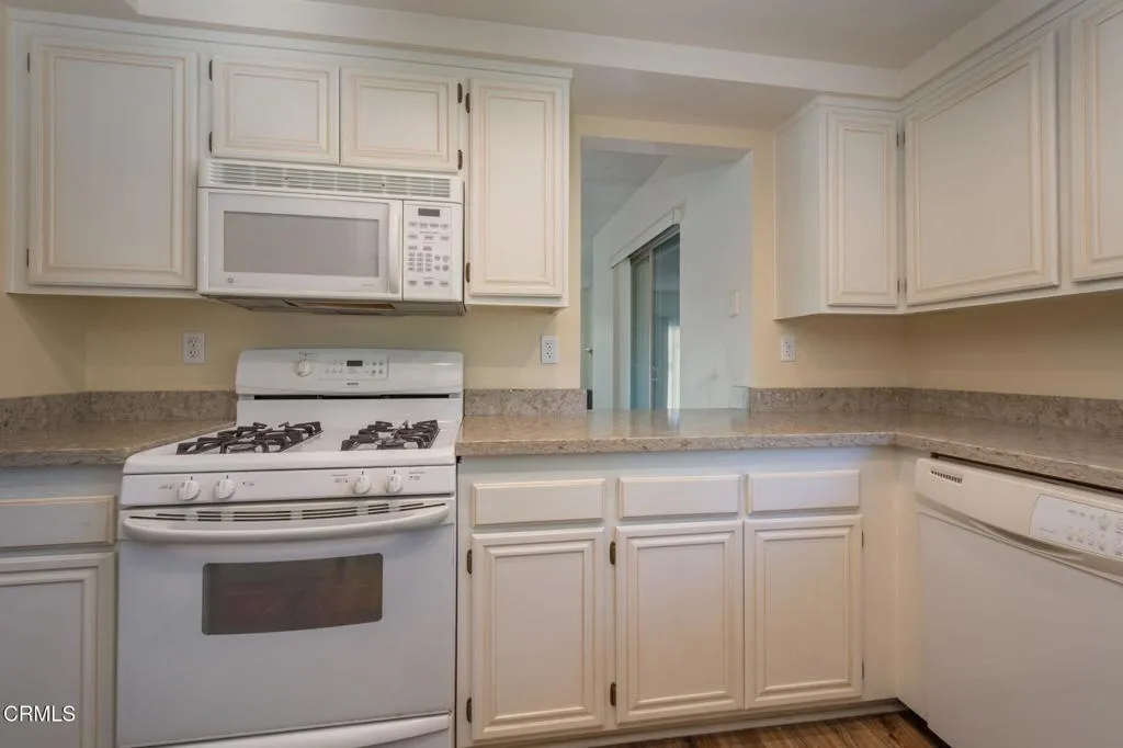 Additional image 11 of 883 Murdoch Lane, Ventura, CA 93003