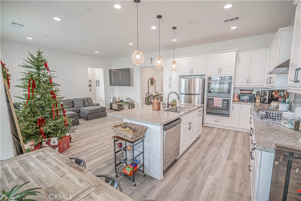 Additional image 67 of 2111 Seville Dr, Santa Paula, CA 93060