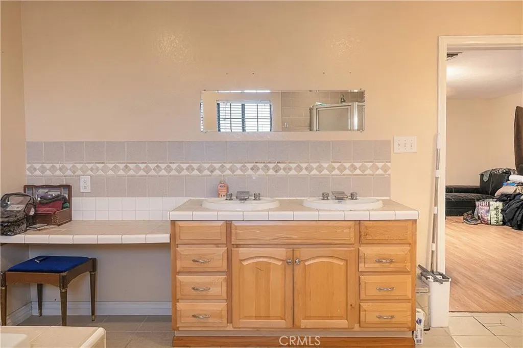 Additional image 34 of 34186 Woods Avenue, Barstow, CA 92311