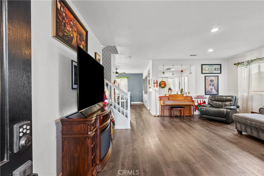 Additional image 6 of 2756 Garnet Lane, Lancaster, CA 93535